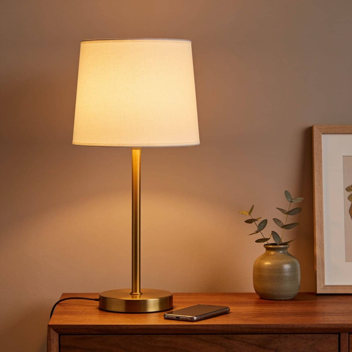 touch-control nightstand lamp with a small built-in usb port